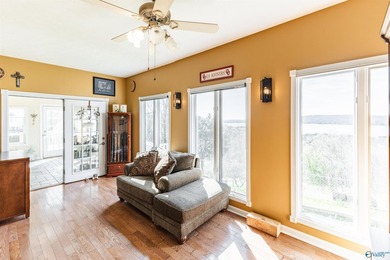 Wake up to million-dollar Lake Guntersville views every single - photo 24