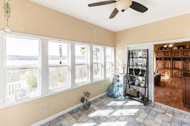 Wake up to million-dollar Lake Guntersville views every single - photo 27