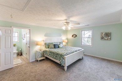Wake up to million-dollar Lake Guntersville views every single - photo 40