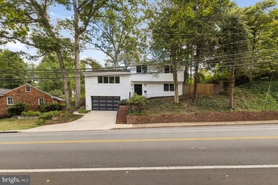 Rarely available and completely move-in ready, this exceptional - photo 1