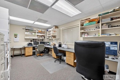 This is an exceptional opportunity to acquire a high-quality 33 - photo 46
