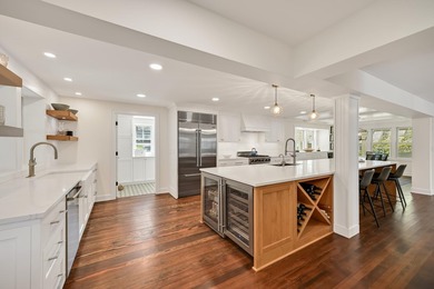 Timeless elegance meets exceptional craftsmanship on Delavan - photo 10