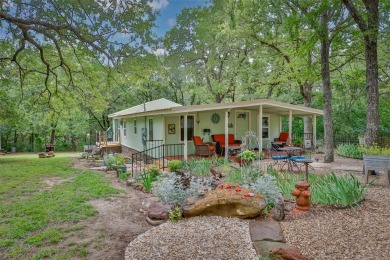 Lake Home For Sale in Pottsboro, Texas