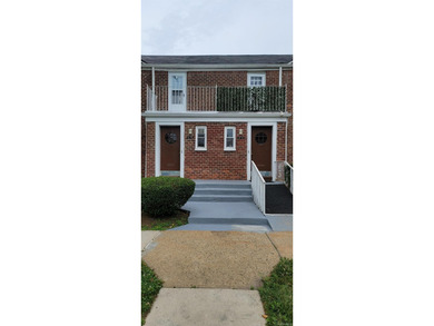 LOCATION!!!LOCATION!!! ROSEDALE!!!! Welcomes to this Lovely and - photo 17