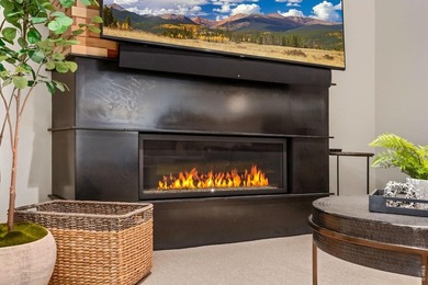 Sleek, custom contemporary set directly on the fairways of - photo 34