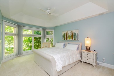 Exceptional Bob Rhoads custom 4-bedroom, 3 bath brick ranch with - photo 9