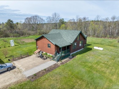 Energy Efficient WESTERN RED CEDAR 1600 SF Log Home beautifully - photo 8