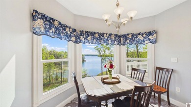 REDUCED! Welcome to 153 Chelsea, a luxurious waterfront oasis - photo 12