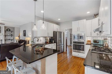 Welcome to this spacious 6-bedroom, 4 full bathroom home - photo 13