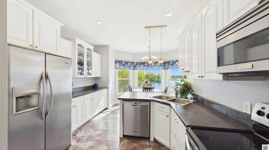 REDUCED! Welcome to 153 Chelsea, a luxurious waterfront oasis - photo 13
