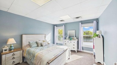 REDUCED! Welcome to 153 Chelsea, a luxurious waterfront oasis - photo 27