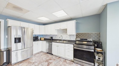 REDUCED! Welcome to 153 Chelsea, a luxurious waterfront oasis - photo 32