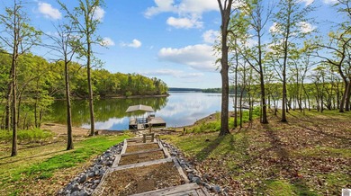 REDUCED! Welcome to 153 Chelsea, a luxurious waterfront oasis - photo 48