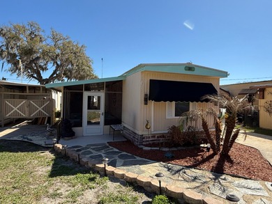 Lake Griffin Home For Sale in Leesburg Florida