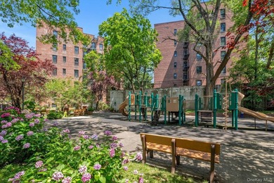 Welcome to your new home in the heart of Briarwood, Queens! This - photo 11
