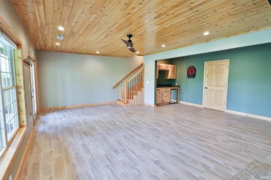 Welcome to this Beautifully Updated Ranch-Style Home! - photo 19