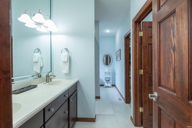 This pristine home on Bloomington's south side benefits from its - photo 21