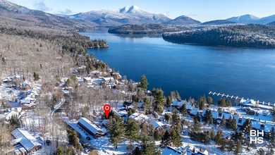 The idyllic and quintessential Adirondack Cottage that everyone - photo 32