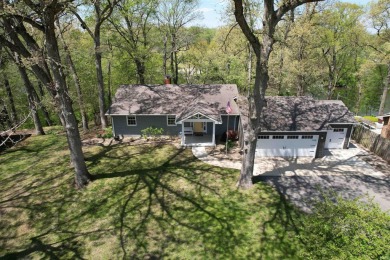 Welcome to this Beautifully Updated Ranch-Style Home! - photo 36