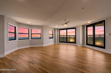 Spanning nearly 9,000 square feet across the 14th and 15th - photo 11