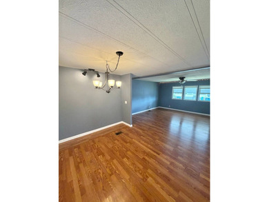 Welcome to this beautifully maintained 1,104 square foot - photo 11