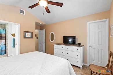 Now is your chance to own this beautifully maintained 2 bedroom - photo 11