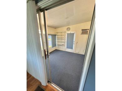 Welcome to this beautifully maintained 1,104 square foot - photo 12