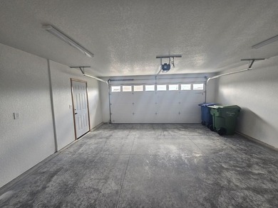 Public Comments: Brand new construction. Located in Hidden - photo 17