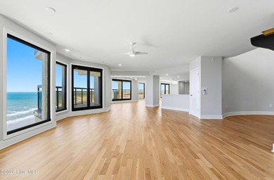 Spanning nearly 9,000 square feet across the 14th and 15th - photo 19