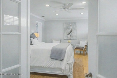 Private Resort-Style Retreat on just under an acre | Pool | - photo 20