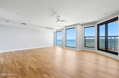 Spanning nearly 9,000 square feet across the 14th and 15th - photo 22