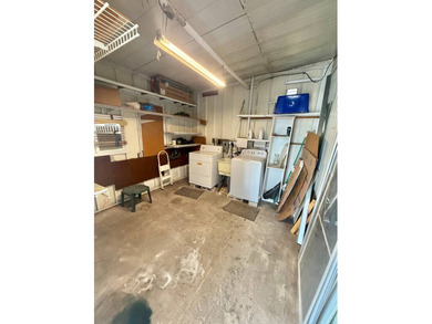 Welcome to this beautifully maintained 1,104 square foot - photo 23