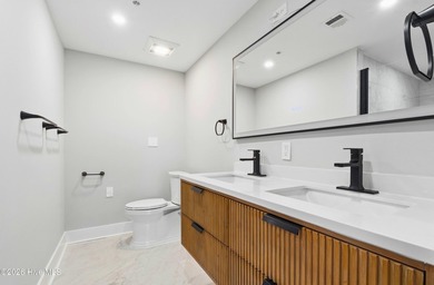 Spanning nearly 9,000 square feet across the 14th and 15th - photo 26