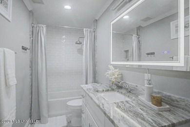 Private Resort-Style Retreat on just under an acre | Pool | - photo 34