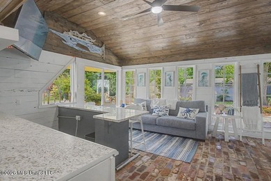 Private Resort-Style Retreat on just under an acre | Pool | - photo 47
