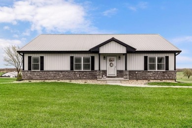 Smithville Lake Home Under Contract in Plattsburg Missouri