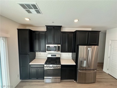 A delightful 3-bedroom, 3-bathroom townhouse in the heart of the