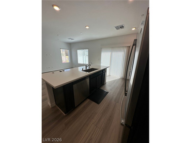 A delightful 3-bedroom, 3-bathroom townhouse in the heart of the