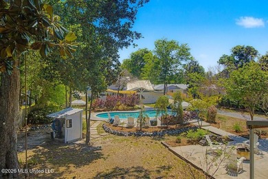 Private Resort-Style Retreat on just under an acre | Pool | - photo 56