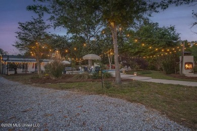 Private Resort-Style Retreat on just under an acre | Pool | - photo 57