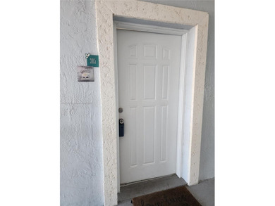 (private lake, pond, creek) Condo For Sale in Cutler Bay Florida