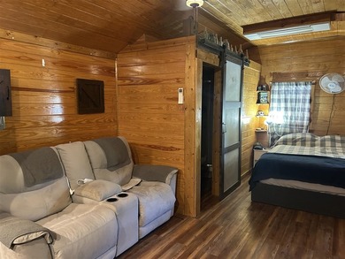 Additional listing photo 3
