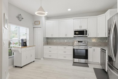 Beautifully updated and backing to a peaceful preserve, this - photo 15