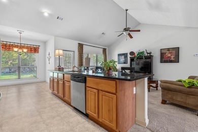 Welcome home to easy living in this beautifully maintained brick - photo 22