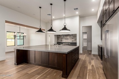Exceptional craftsmanship and contemporary desert elegance come - photo 24