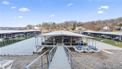Experience the ultimate lake lifestyle at Heron Bay, a premier - photo 25