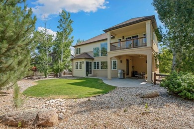 Tucked away in the highly sought-after Richard's Lake - photo 3