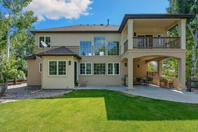 Tucked away in the highly sought-after Richard's Lake - photo 4