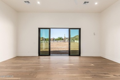 Exceptional craftsmanship and contemporary desert elegance come - photo 35