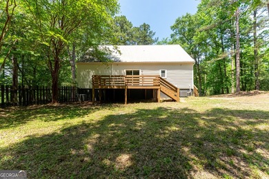Looking for space for a large family or the perfect in-town - photo 4